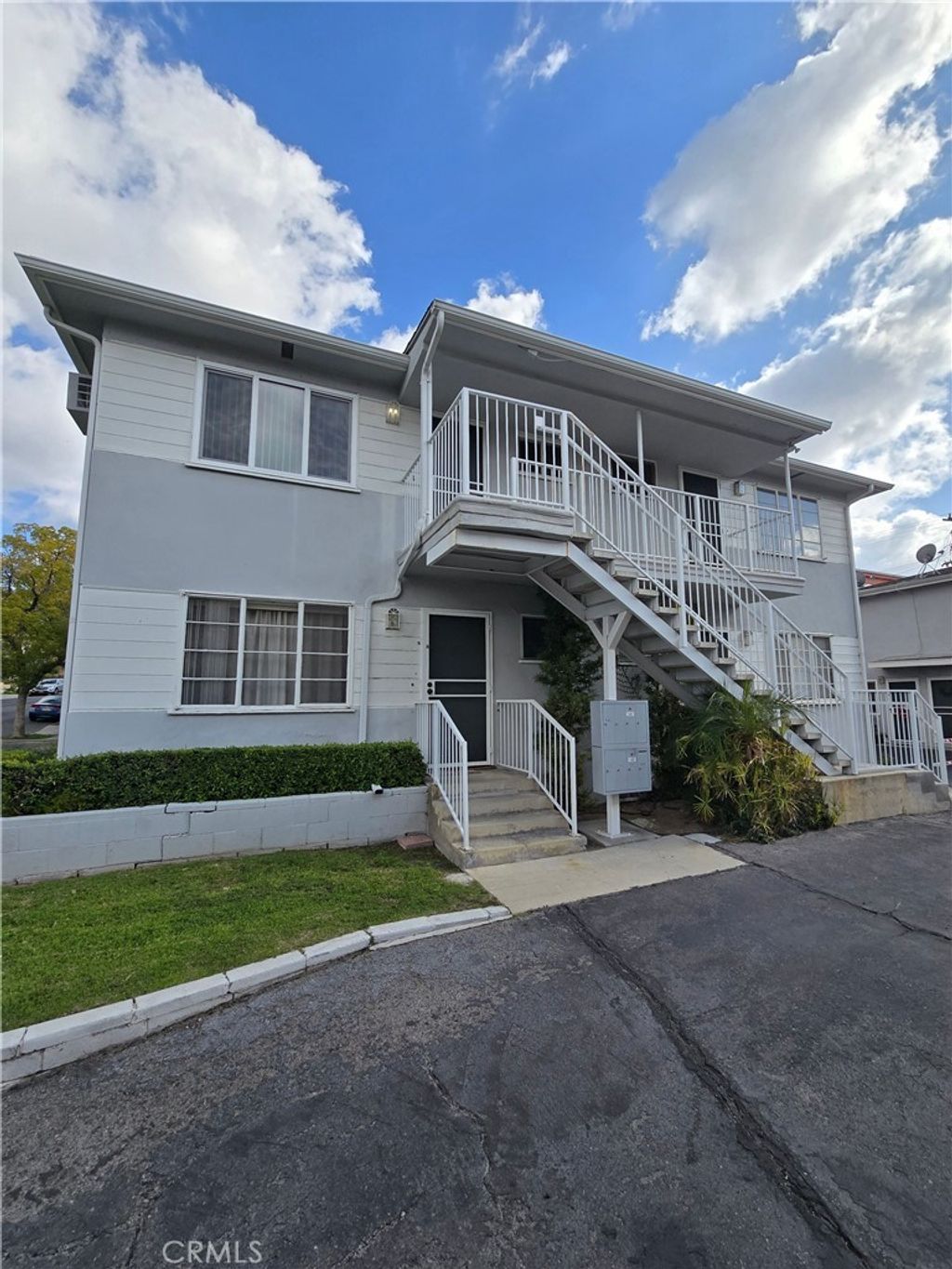 502 Cypress Avenue, Burbank
