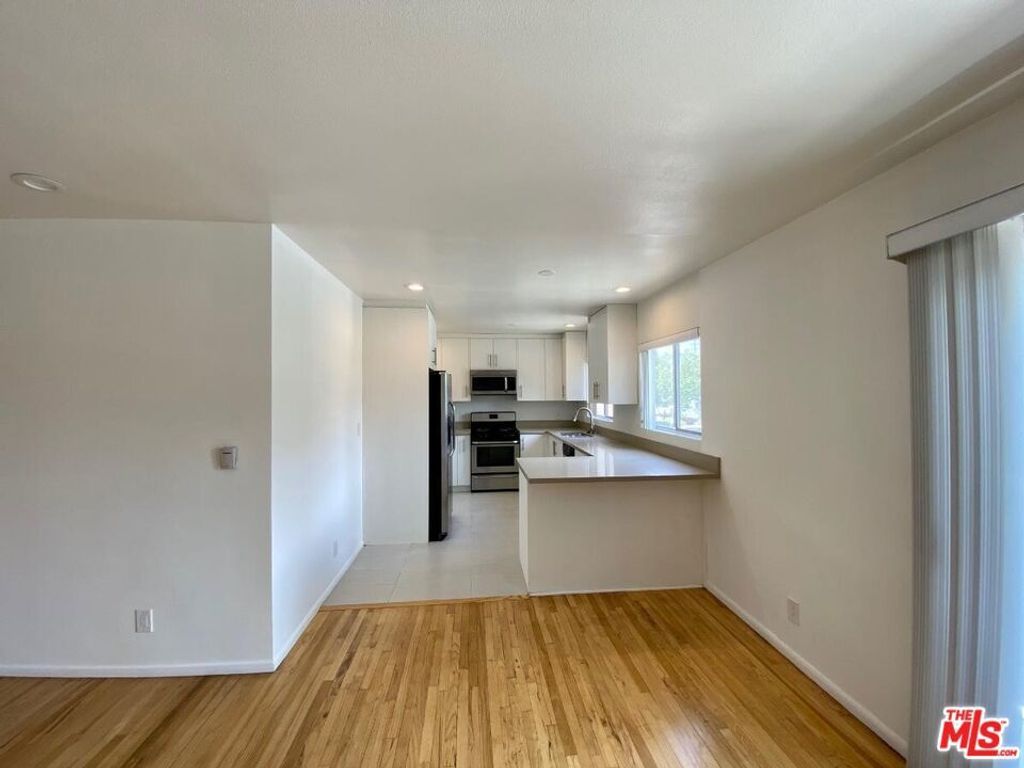 149 S Hayworth Avenue # 4, Los Angeles