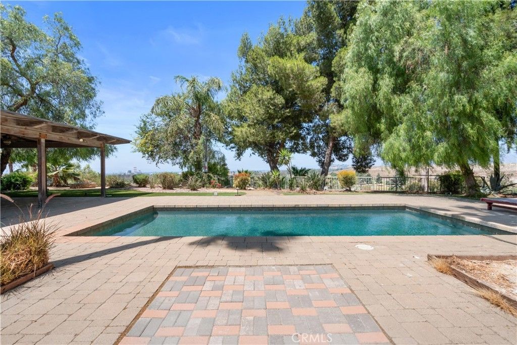 11064 Mcbroom, Shadow Hills