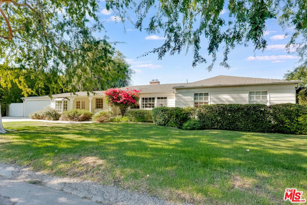 11951 Landale Street, Studio City