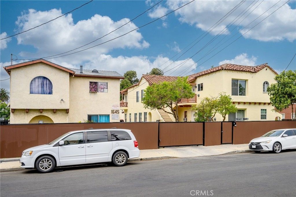 1643 S Catalina Street # 1/2a, Los Angeles