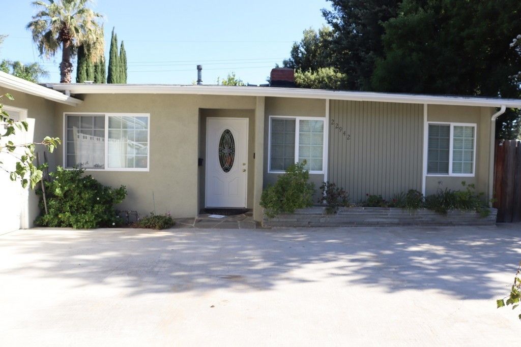 22942 Leadwell, West Hills