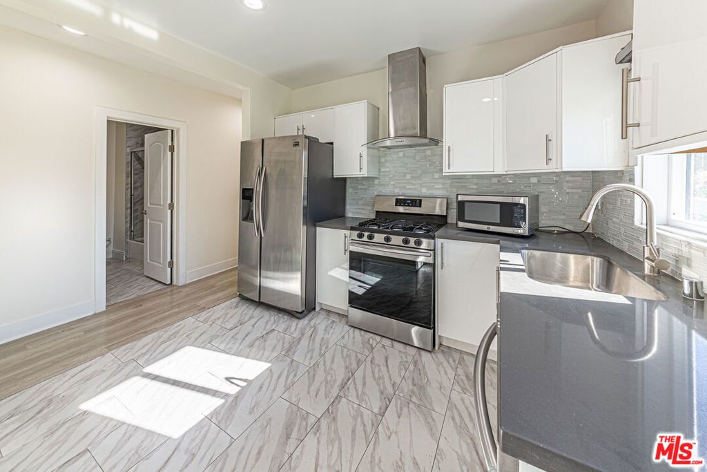 801 N Alexandria Avenue, Los Angeles