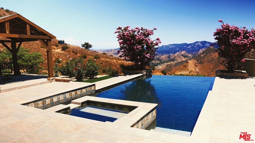1700 Cadenhorn Drive, Agoura Hills