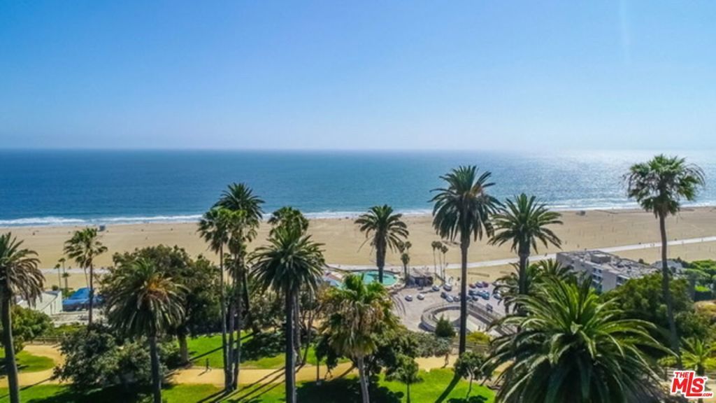 833 Ocean Avenue # 303, Santa Monica