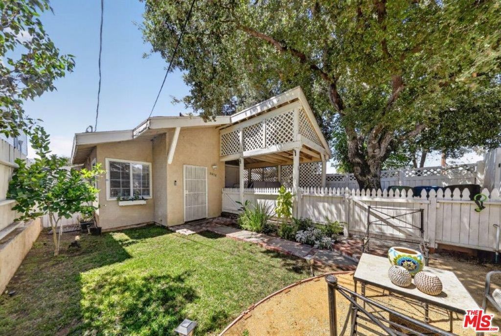 6838 Haywood Street, Los Angeles