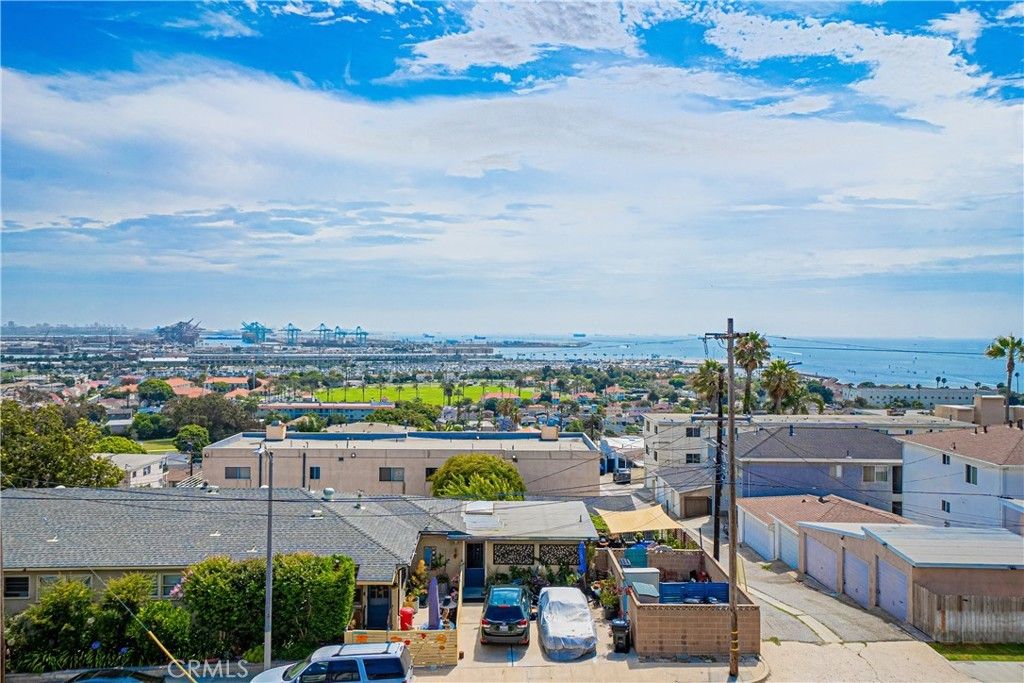 765 W 26th St #304, San Pedro