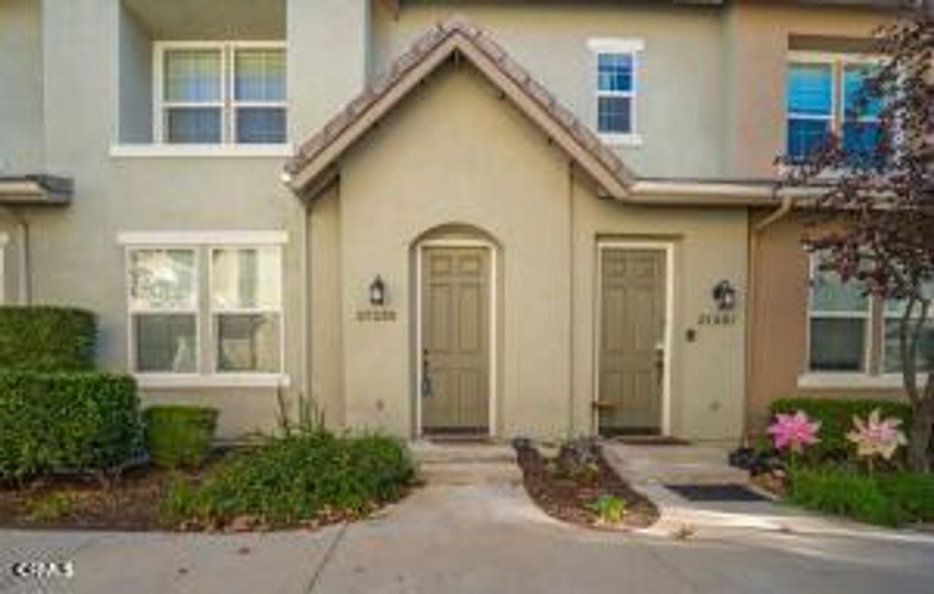 27285 Blue Spruce Place, Valencia