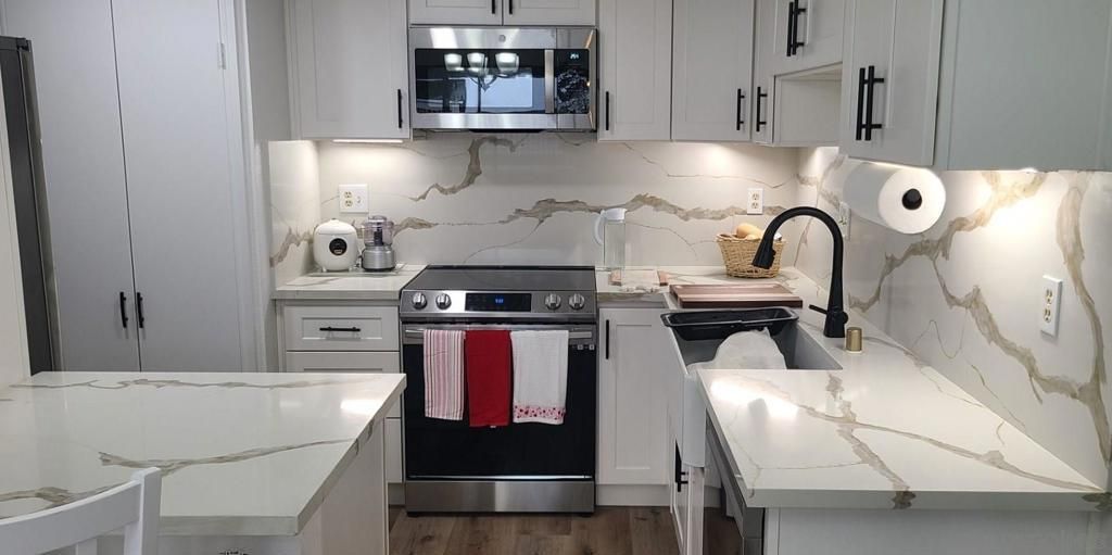 546 Via De La Valle # F, Solana Beach