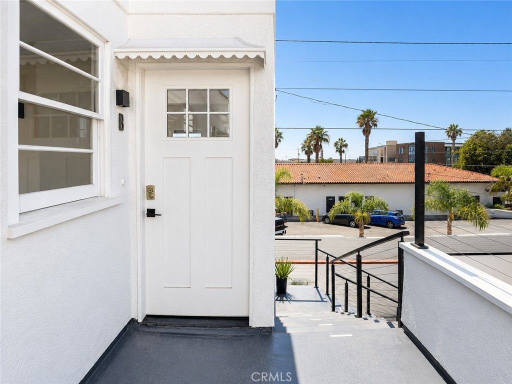 1147 24th, Santa Monica