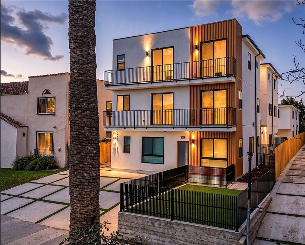1021 S. Citrus Avenue # 3, Los Angeles