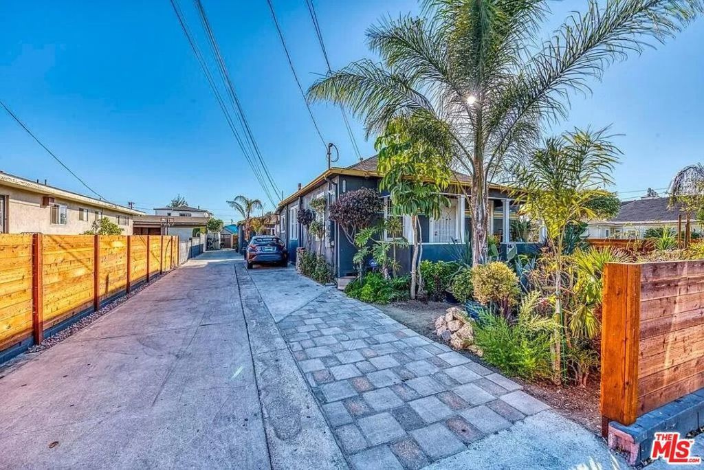 1588 1/2 W 36th Street, Los Angeles
