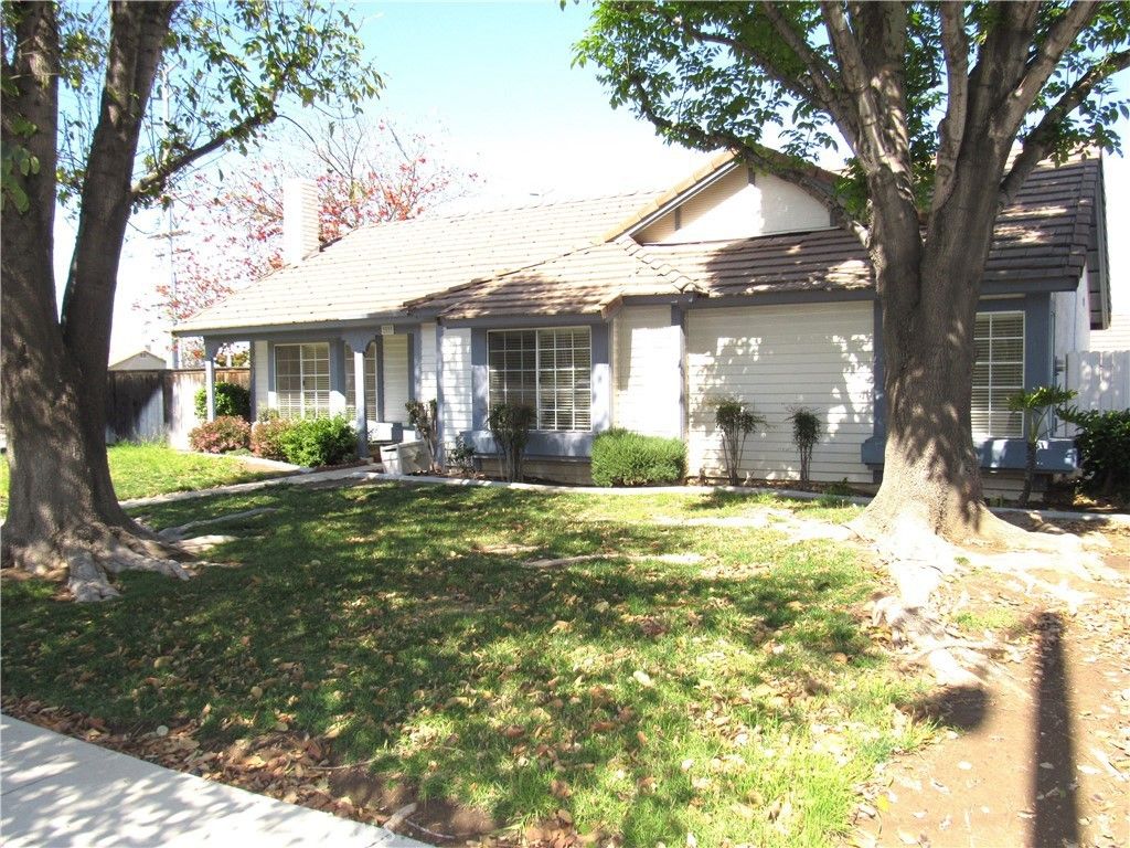 1099 W Ontario, Corona