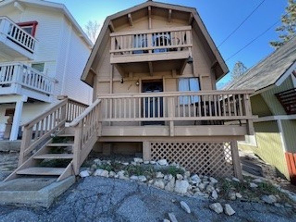 1374 Rock Ridge, Lake Arrowhead