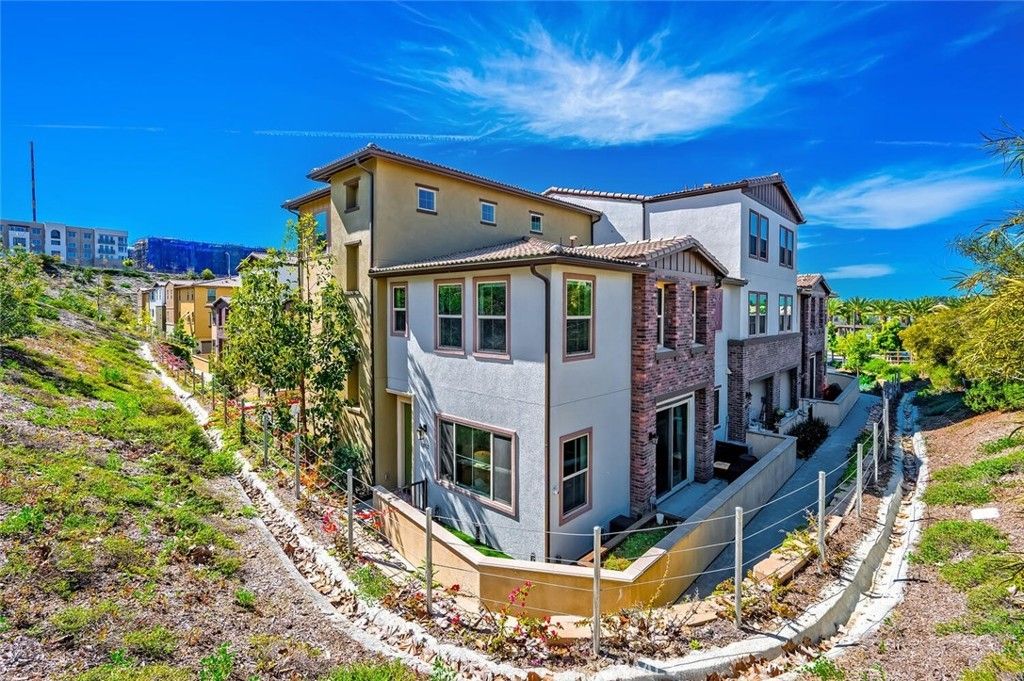 1852 Red Willow, Oceanside
