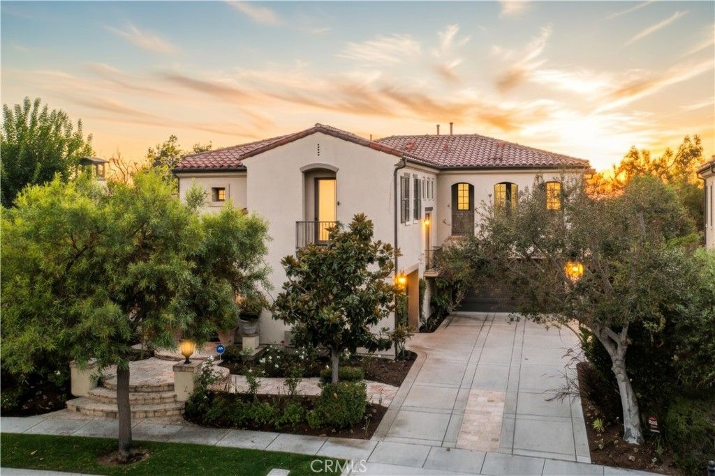 23 Castlerock, Irvine