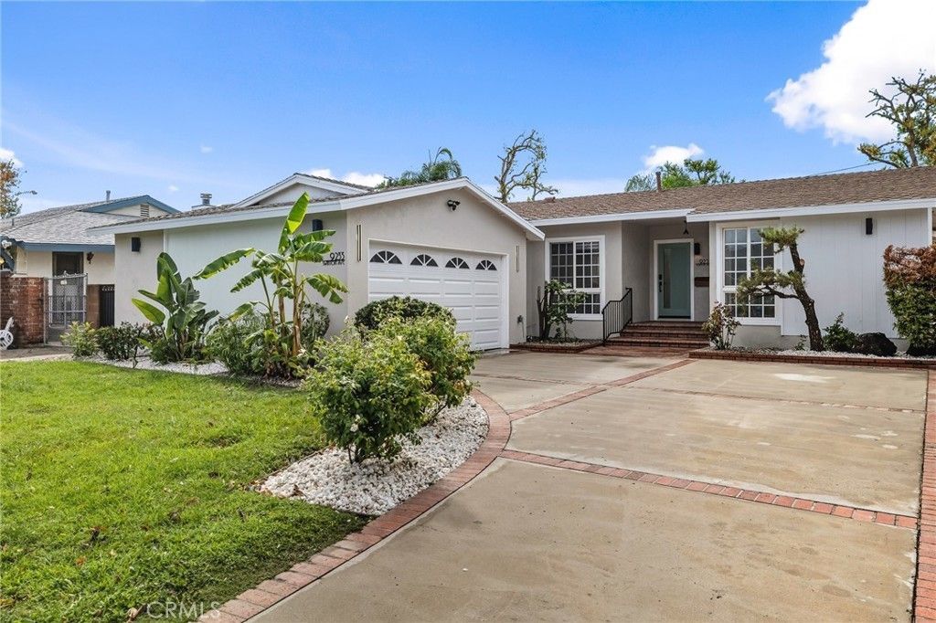9233 Swinton Avenue, Los Angeles