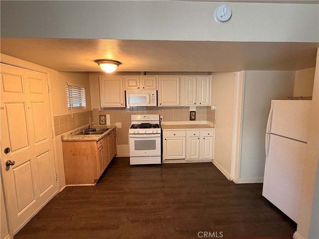 114 N Lewis, Lake Elsinore