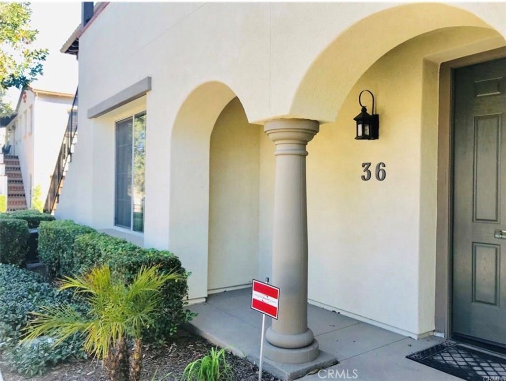 36 Vintage, Irvine