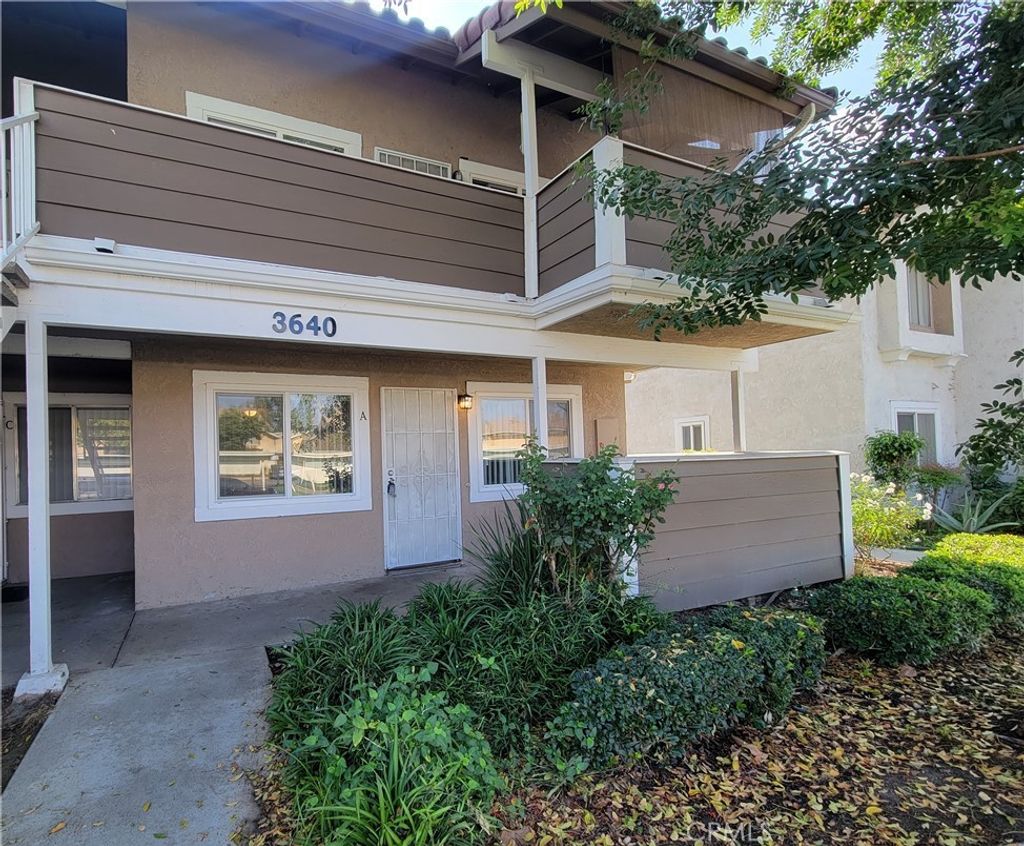 3640 Oak Creek Drive # A, Ontario