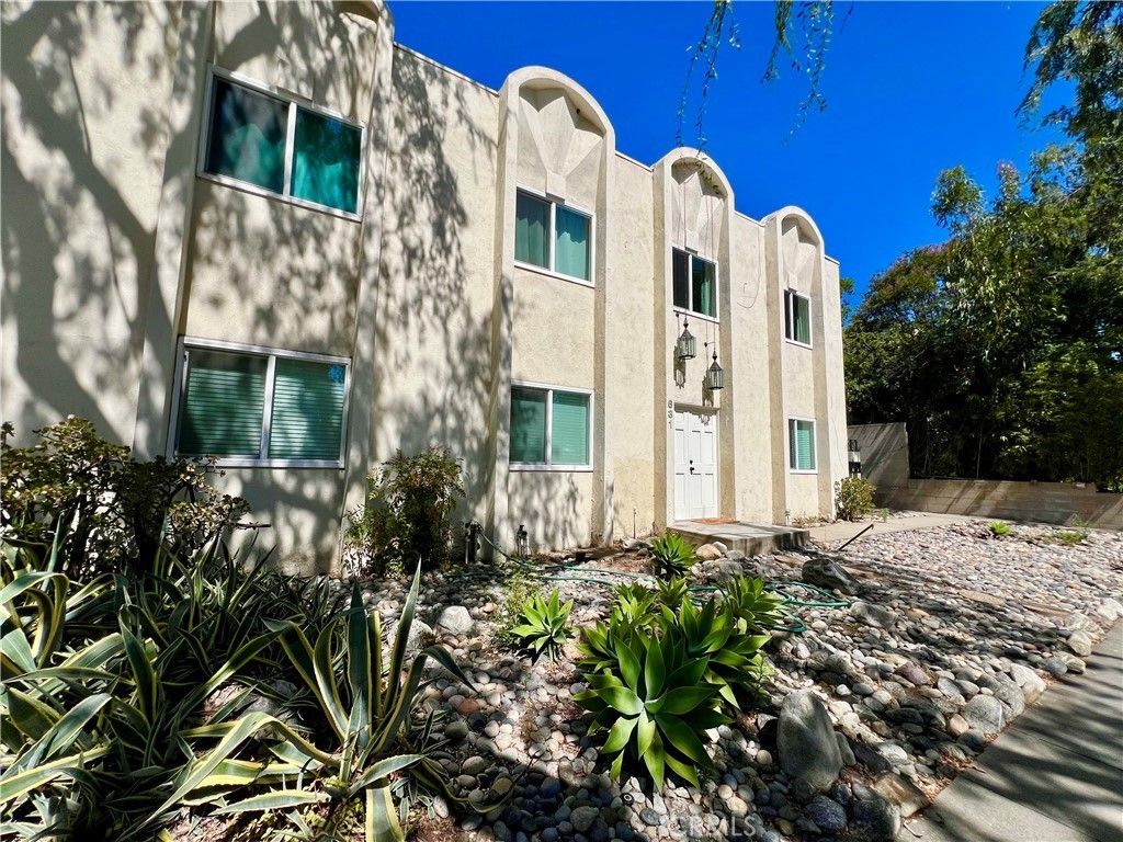 631 N Harvard Ave, Claremont