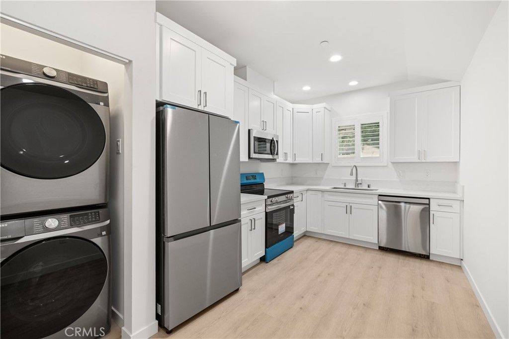 15030 Hesby Street, Sherman Oaks
