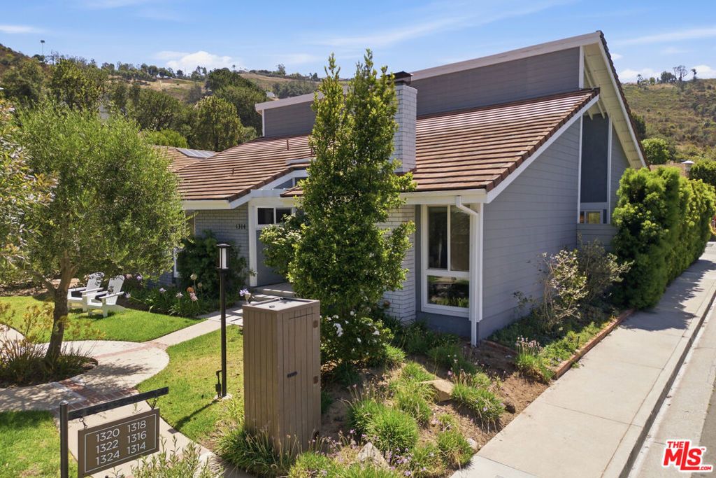 1314 Avenida De Cortez, Pacific Palisades