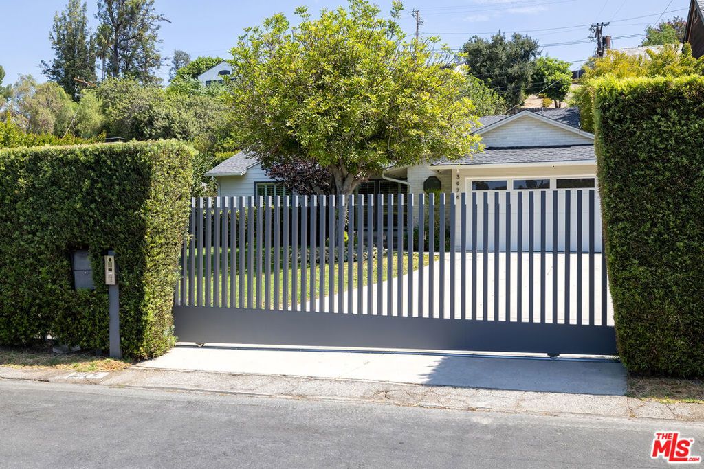 3976 Goodland Avenue, Studio City