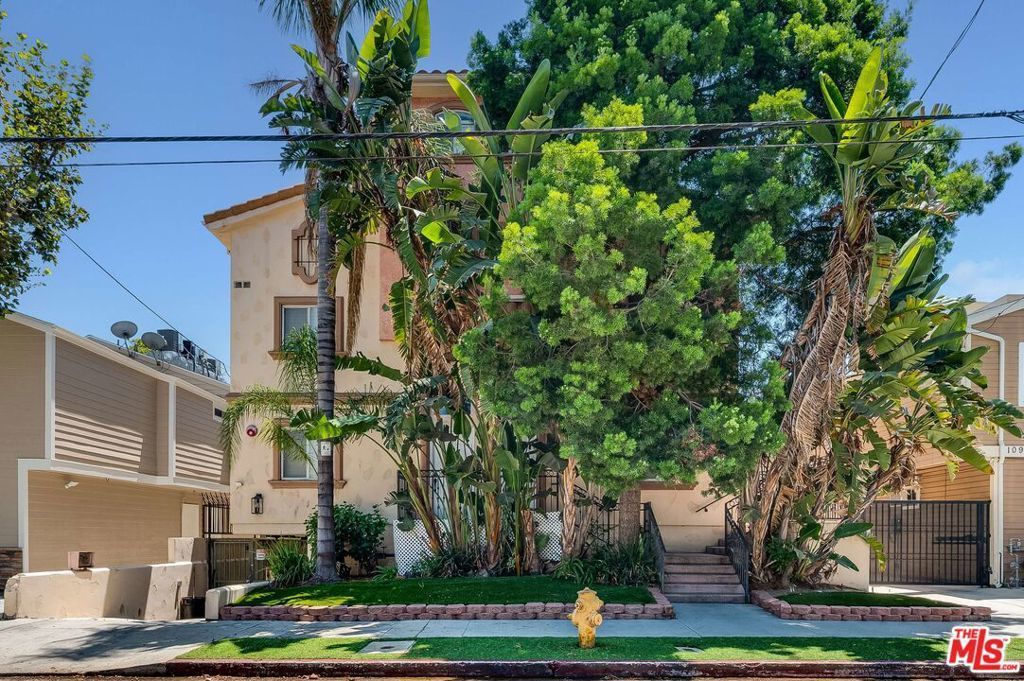10924 Bloomfield Street # 7, Los Angeles