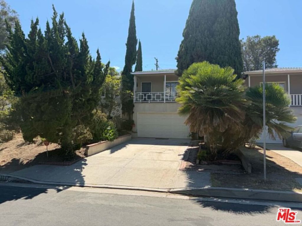 3283 Kelton Avenue, Los Angeles