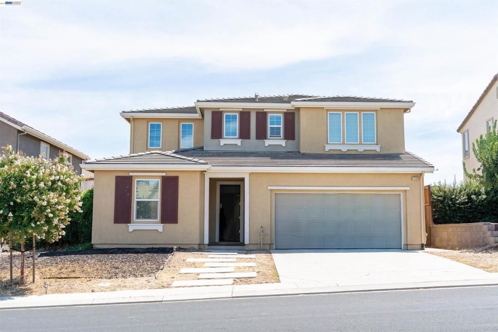 21236 Grapevine Dr, Patterson
