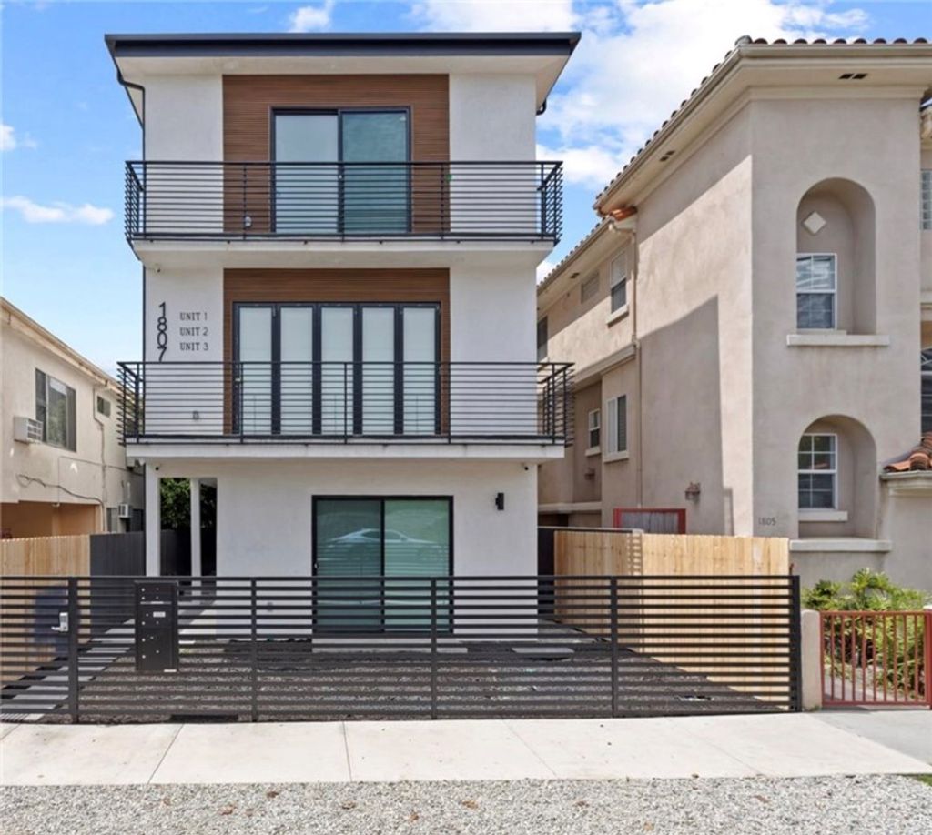 1807 Beloit Avenue # 1, Los Angeles