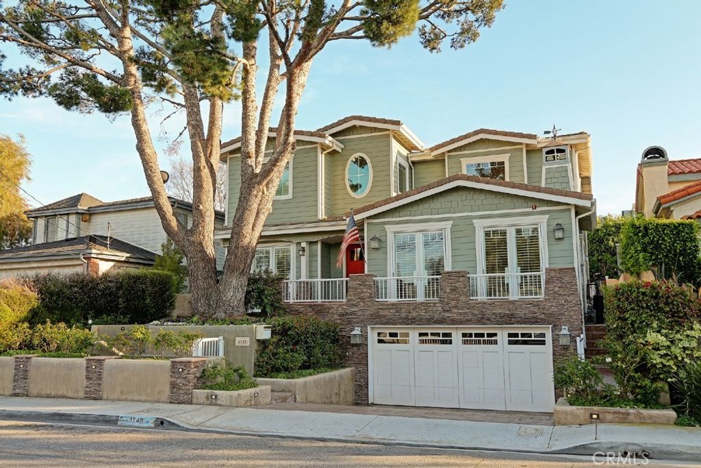 1740 2nd Street, Manhattan Beach