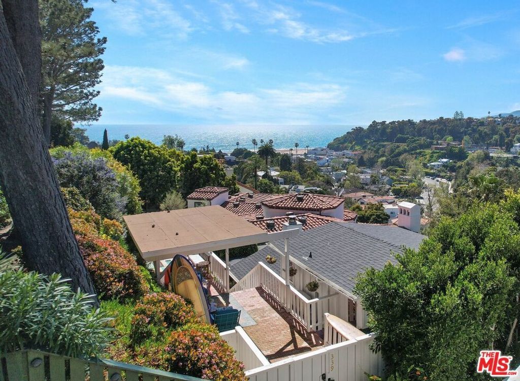 339 Adelaide Drive, Santa Monica