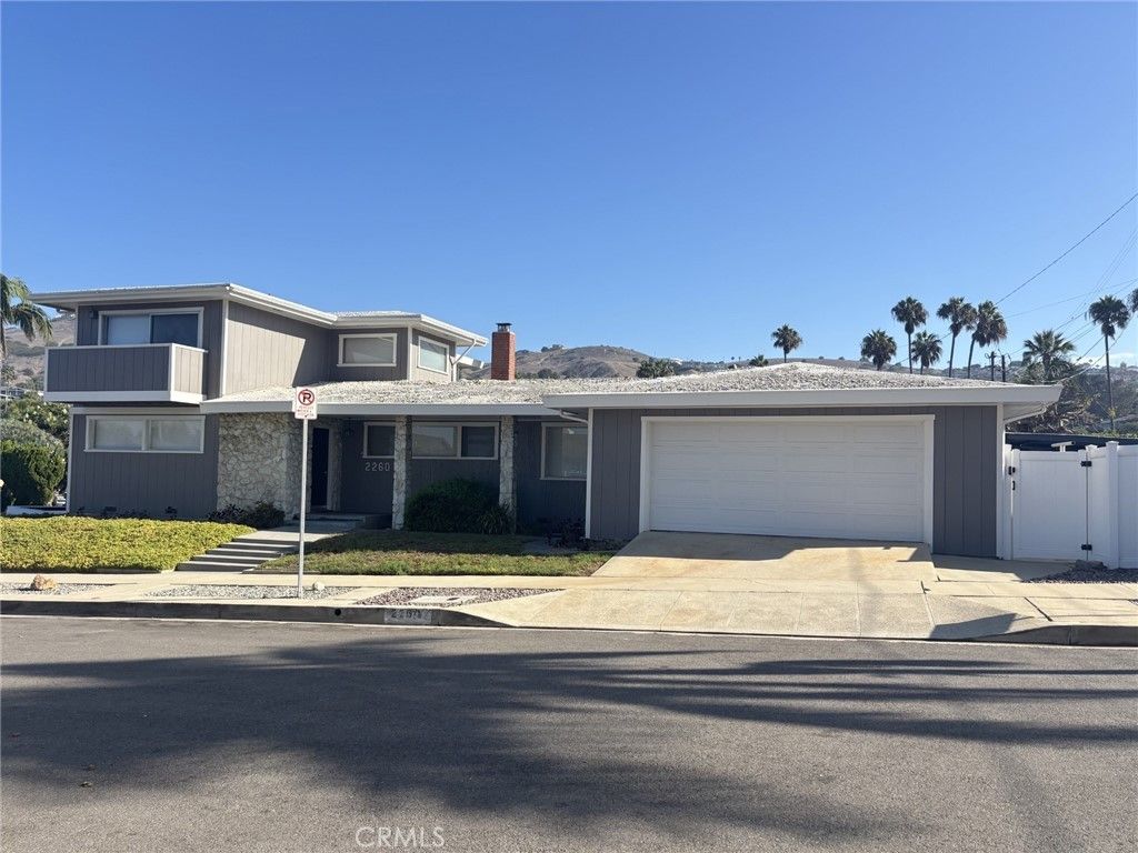 2260 Warmouth, San Pedro