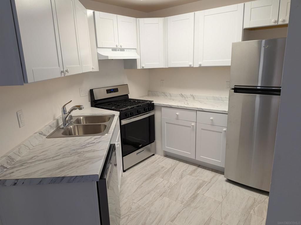 1932 West Dr. # B, Vista
