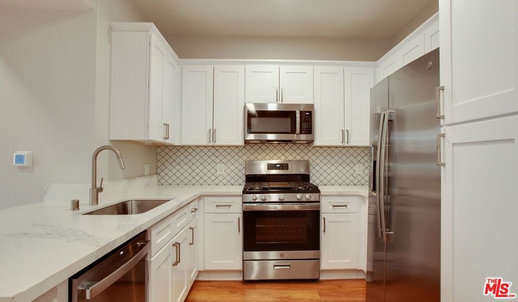 5553 W 6th Street # 3-110, Los Angeles