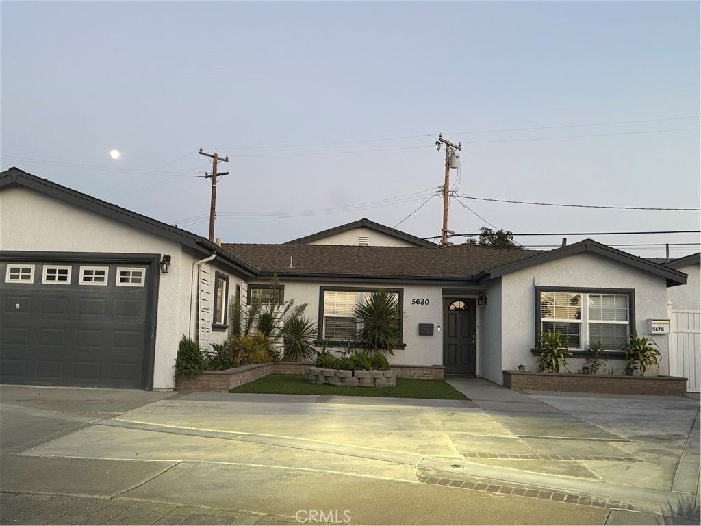 5678 Oak Pl, Westminster
