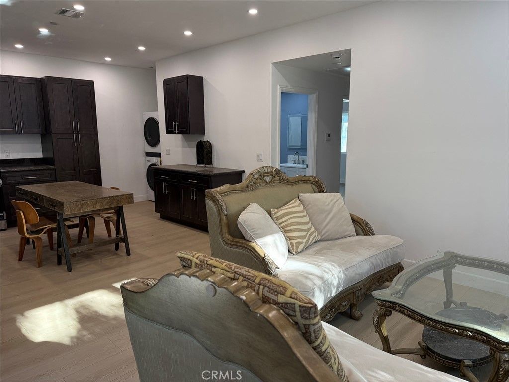 7035 Rhea, Reseda