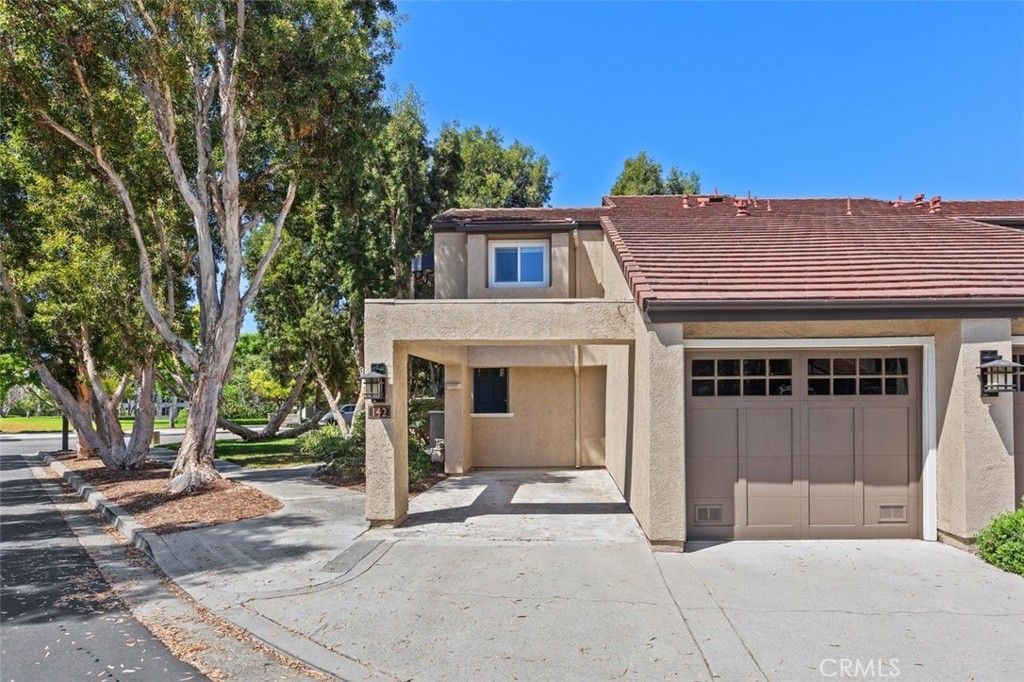 142 Stanford Court # 71, Irvine