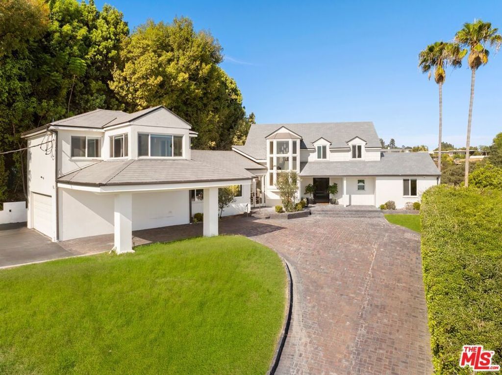 9105 Cordell Drive, Los Angeles