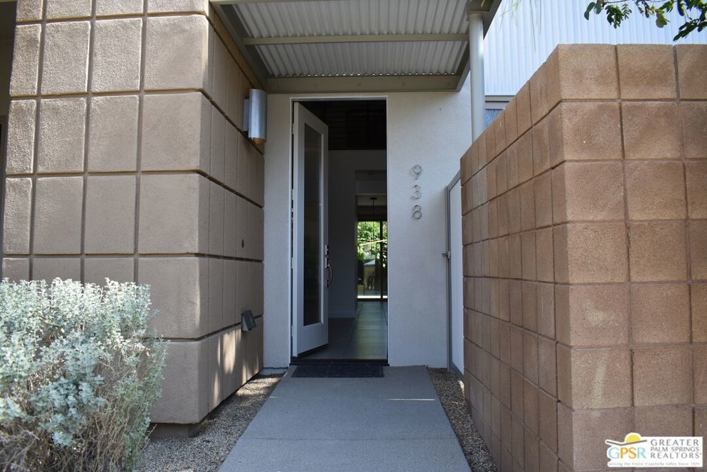 938 Oceo Circle, Palm Springs