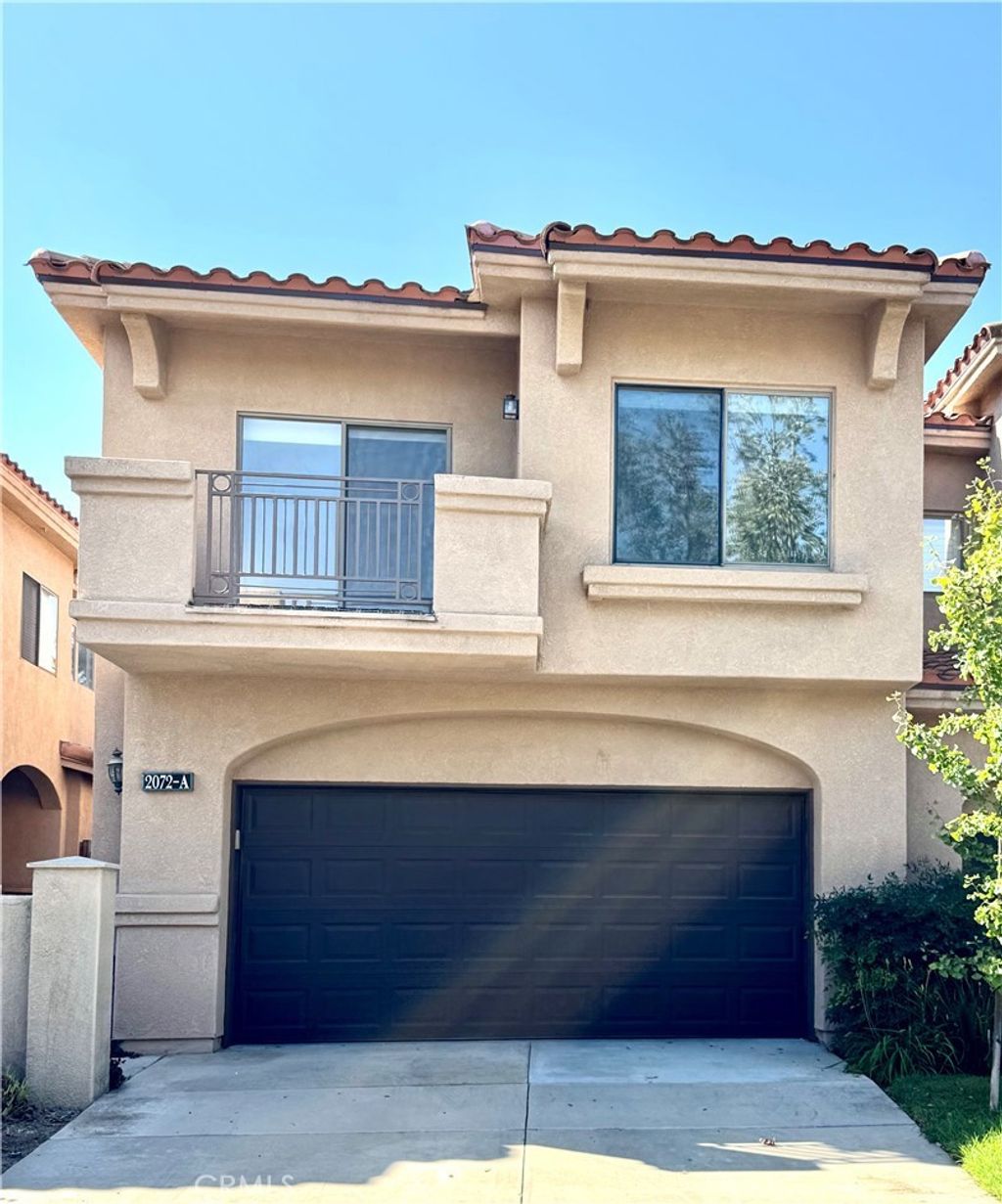 2072 Villa Del Lago Dr #a, Chino Hills