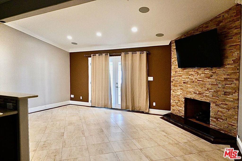 9716 Casaba Avenue, Los Angeles