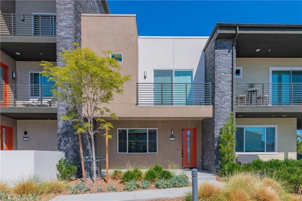1083 Cadence, Irvine