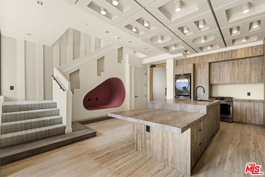 1021 N Ogden Drive # Ph 5, West Hollywood