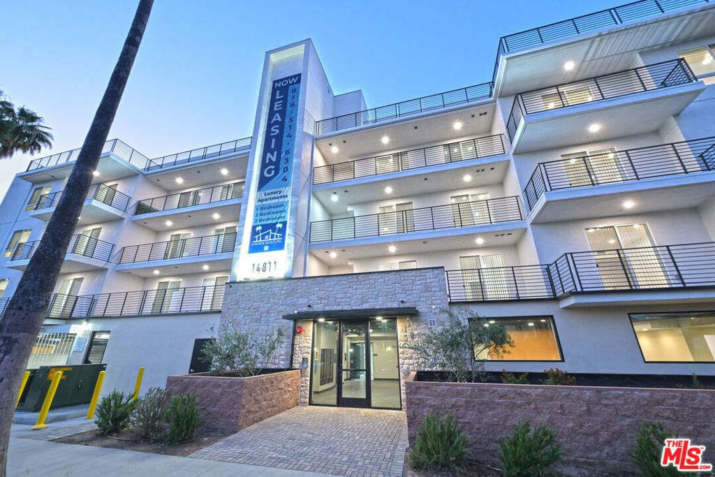 14811 Erwin Street # 506, Van Nuys