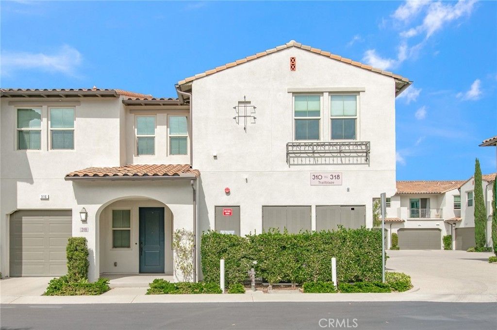 318 Trailblaze, Irvine