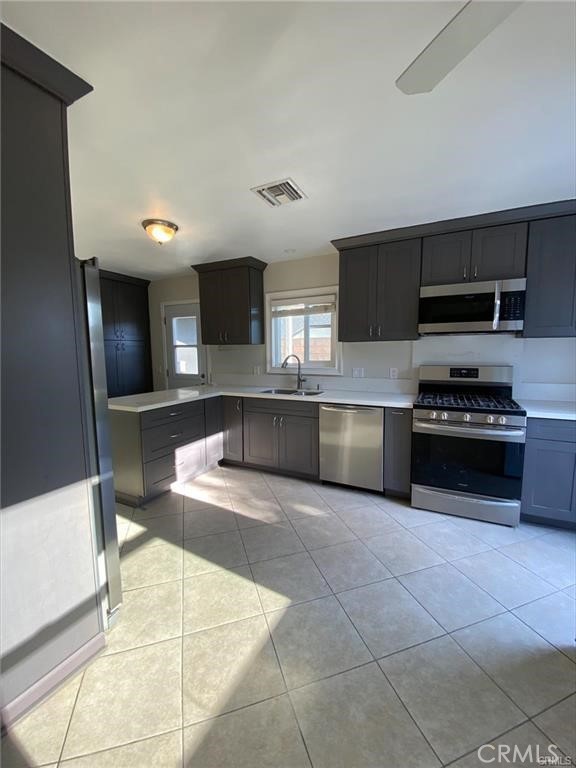 Photo of Listing #OC26189347