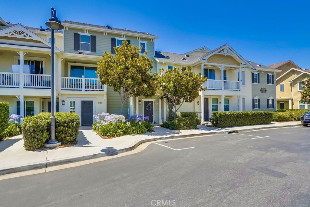 1327 Abelia, Irvine